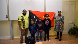 Ohlédnutí za přednáškou na SPŠ SE: Papua-Nová Guinea